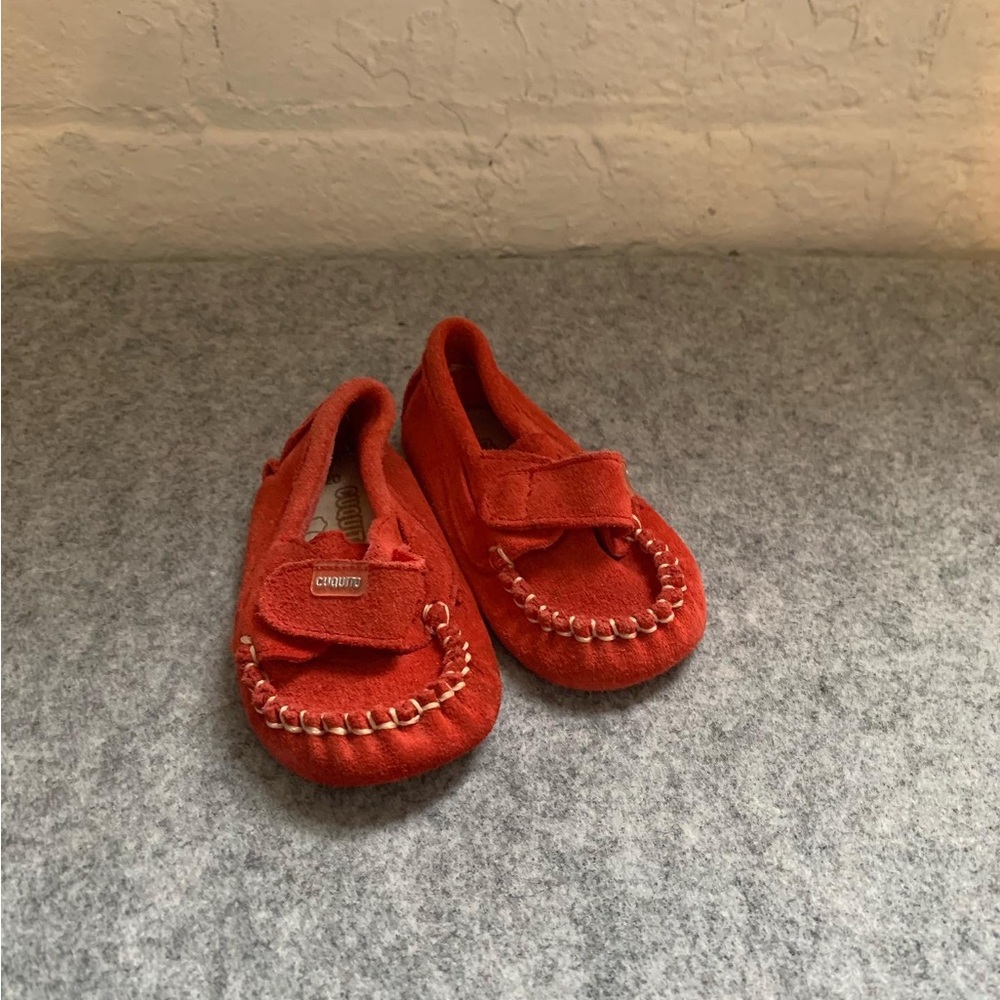 Cuquito crib shoes moccasins leather suede red baby